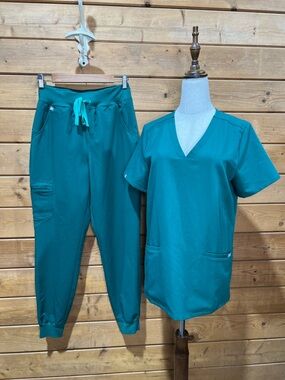 FIGS Hunter Green Scrub Matching Set Small Zamora Jogger High Waist Casma Top